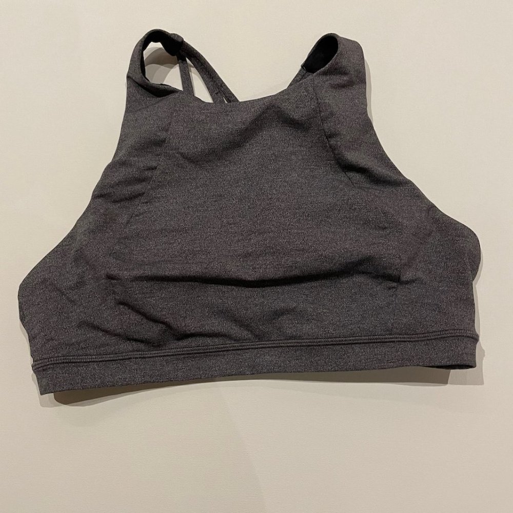 Lululemon high neck sports bra